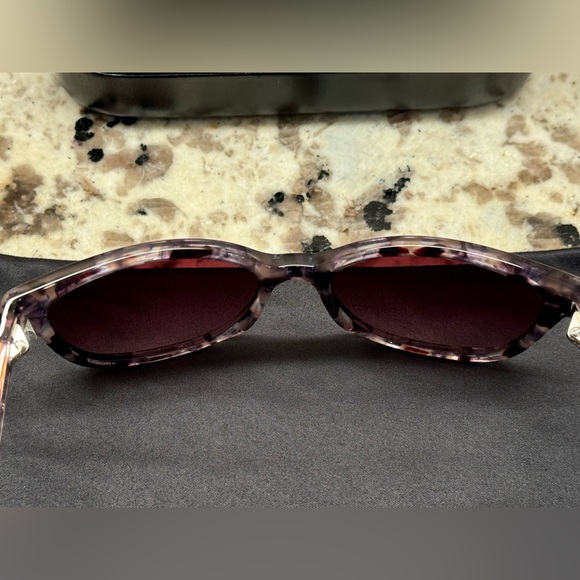 Brand NWOT COACH HC8132 L109 Sunglasses 🕶️ - Picture 10 of 16